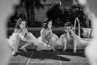 Wedding photographer Adolf Boluda. Photo of 12.09.2025