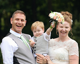 Fotógrafo de bodas Esmé Robinson. Foto del 02.07.2019