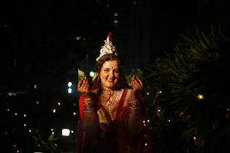 Fotógrafo de bodas Aniruddha Sen. Foto del 28.03.2023