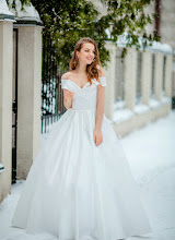 Wedding photographer Veronika Smelaya. Photo of 13.02.2020