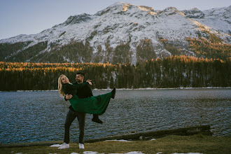 Wedding photographer Ola Fras. Photo of 31.03.2025