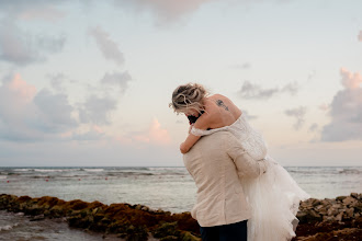Nhiếp ảnh gia ảnh cưới Klaudia Ramirez. Ảnh trong ngày 15.05.2024