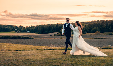 Fotograf ślubny Risto Kuitunen. Zdjęcie z 08.10.2024
