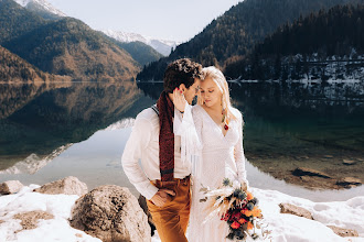 婚禮攝影師Alesya Osipova. 06.03.2021的照片