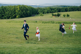 Düğün fotoğrafçısı Petr Hrubes. Fotoğraf 29.05.2024 tarihinde