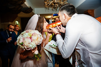 Wedding photographer Oksana Rubleva. Photo of 17.10.2019