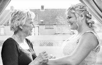 Huwelijksfotograaf Esther Schog. Foto van 27.04.2023