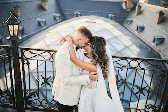 ช่างภาพงานแต่งงาน Yurii Vladimirov. ภาพเมื่อ 18.04.2024