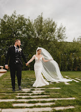 Wedding photographer Marius Valentin. Photo of 08.06.2025