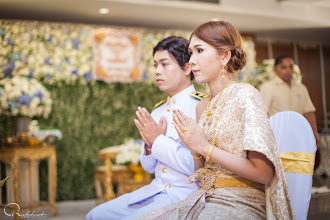 Jurufoto perkahwinan Ruk Thongruk. Foto pada 08.09.2020