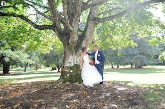 Huwelijksfotograaf Julie Chabanais. Foto van 27.04.2023