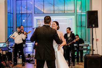 Wedding photographer Nina Mesha. Photo of 15.05.2025