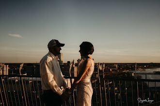 Wedding photographer Shelby Simpson. Photo of 30.12.2019