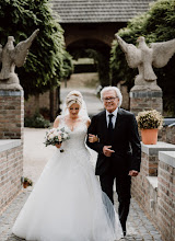 Wedding photographer Abram Evnin. Photo of 02.11.2019