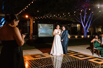 Bryllupsfotograf Alejandra Zapata. Bilde av 27.05.2024