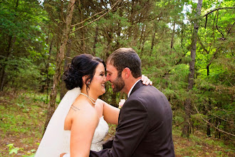 Fotografo di matrimoni Leigh Ann Lopez. Foto del 12.12.2019