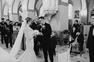 Vestuvių fotografas: Adam Niewiadomski. 22.04.2024 nuotrauka