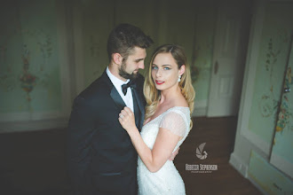 Wedding photographer Rebecca Stephenson. Photo of 29.12.2019