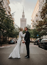 Nhiếp ảnh gia ảnh cưới Łukasz Wyszczelski. Ảnh trong ngày 19.04.2024