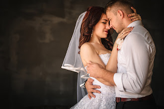 Jurufoto perkahwinan Denis Mars. Foto pada 28.09.2019