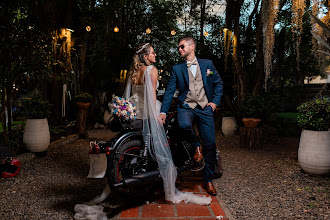 婚礼摄影师Camilo Sanchez. 03.05.2024的图片