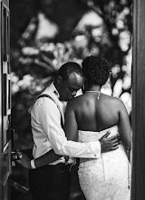 婚礼摄影师Antony Trivet. 14.04.2024的图片