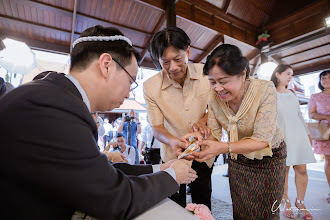 Photographe de mariage Thanawat Rewwongsa. Photo du 08.09.2020