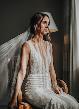 婚礼摄影师Daniela Burgos. 29.03.2024的图片