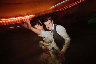 婚礼摄影师Mika Alvarez. 04.06.2024的图片