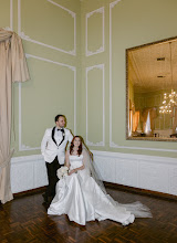 Photographe de mariage Luis Coll. Photo du 09.04.2024