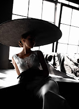 Wedding photographer Lena Zotova. Photo of 02.04.2024