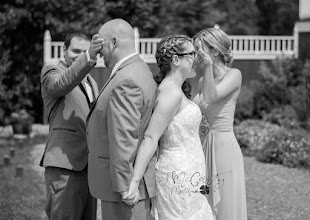 Wedding photographer Julie Mccarty. Photo of 07.09.2019