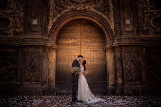 婚姻写真家 Victor Magallon. 21.09.2025 の写真