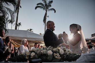 Fotógrafo de bodas Julio Caraballo. Foto del 01.05.2025