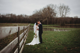 Wedding photographer Brooke Mccreary. Photo of 01.06.2023