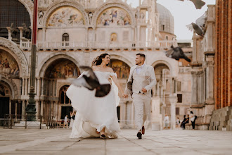 Wedding photographer Ákos Erdélyi. Photo of 13.11.2025