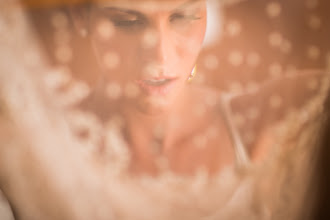 Fotógrafo de bodas Julian Cisterna. Foto del 19.07.2017