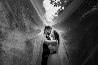 Wedding photographer Santiago Martinez. Photo of 03.11.2023