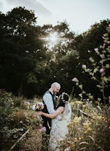 Wedding photographer Beth Beresford. Photo of 28.03.2021