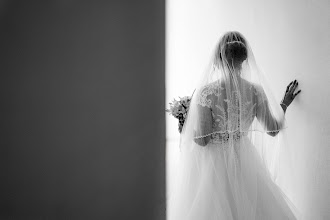 Wedding photographer Gennaro Longobardi. Photo of 27.10.2025