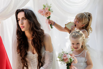 Wedding photographer Casian Podarelu. Photo of 10.11.2025