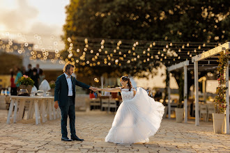 Wedding photographer Giuseppe Digrisolo. Photo of 11.01.2024