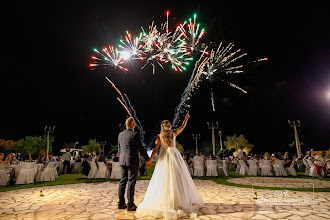 Wedding photographer Dimitris Tsamis. Photo of 23.11.2020