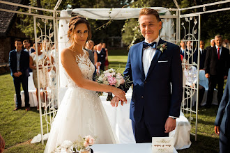 Wedding photographer Piotr Szewczyk. Photo of 22.11.2019
