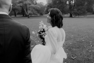 ช่างภาพงานแต่งงาน Mikayla Bollen. ภาพเมื่อ 30.04.2024