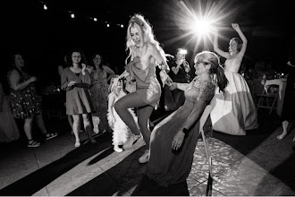 Wedding photographer Katie Corinne. Photo of 17.10.2025