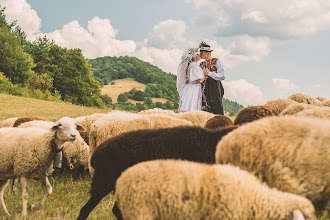 Wedding photographer Slavo Samuelčík. Photo of 16.04.2019