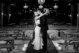 Fotógrafo de bodas Alexandre Mereu. Foto del 03.07.2020
