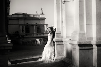 Fotógrafo de casamento Dóra Mező. Foto de 12.09.2019