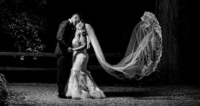 Wedding photographer Jarot Bocanegra. Photo of 26.02.2020